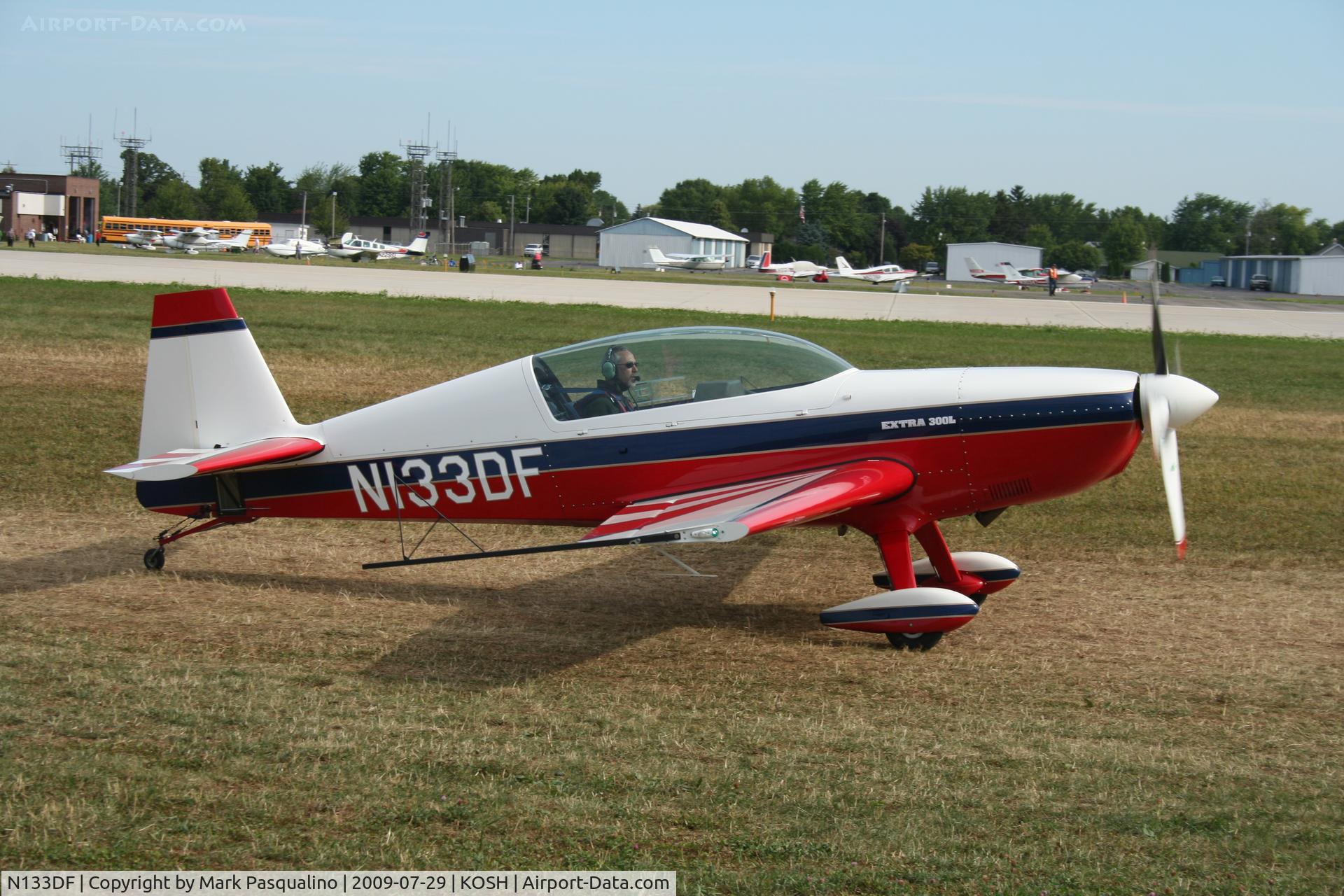 N133DF, 1996 Extra EA-300L C/N 030, EA 300/L