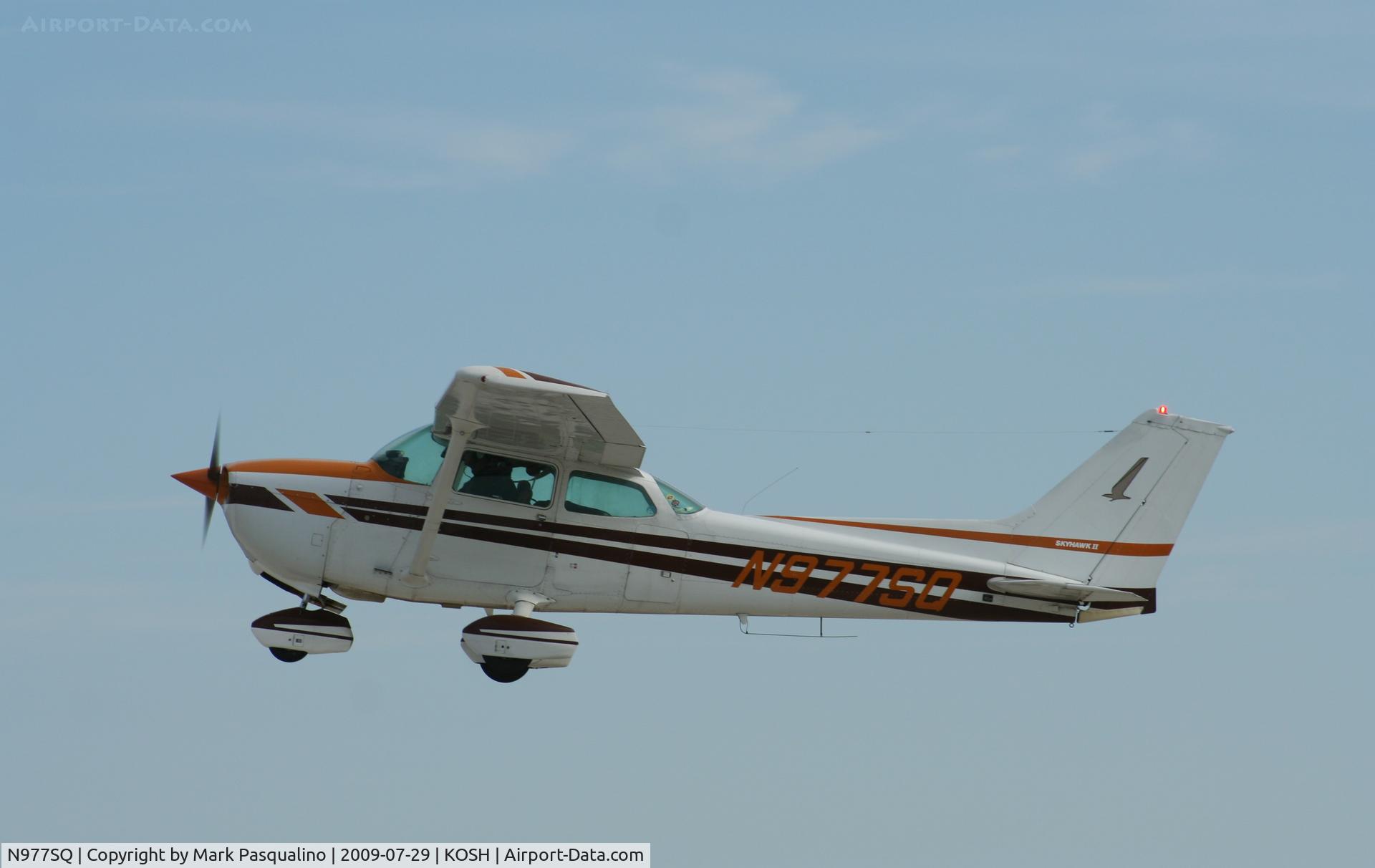 N977SQ, 1979 Cessna 172N C/N 17272303, Cessna 172N
