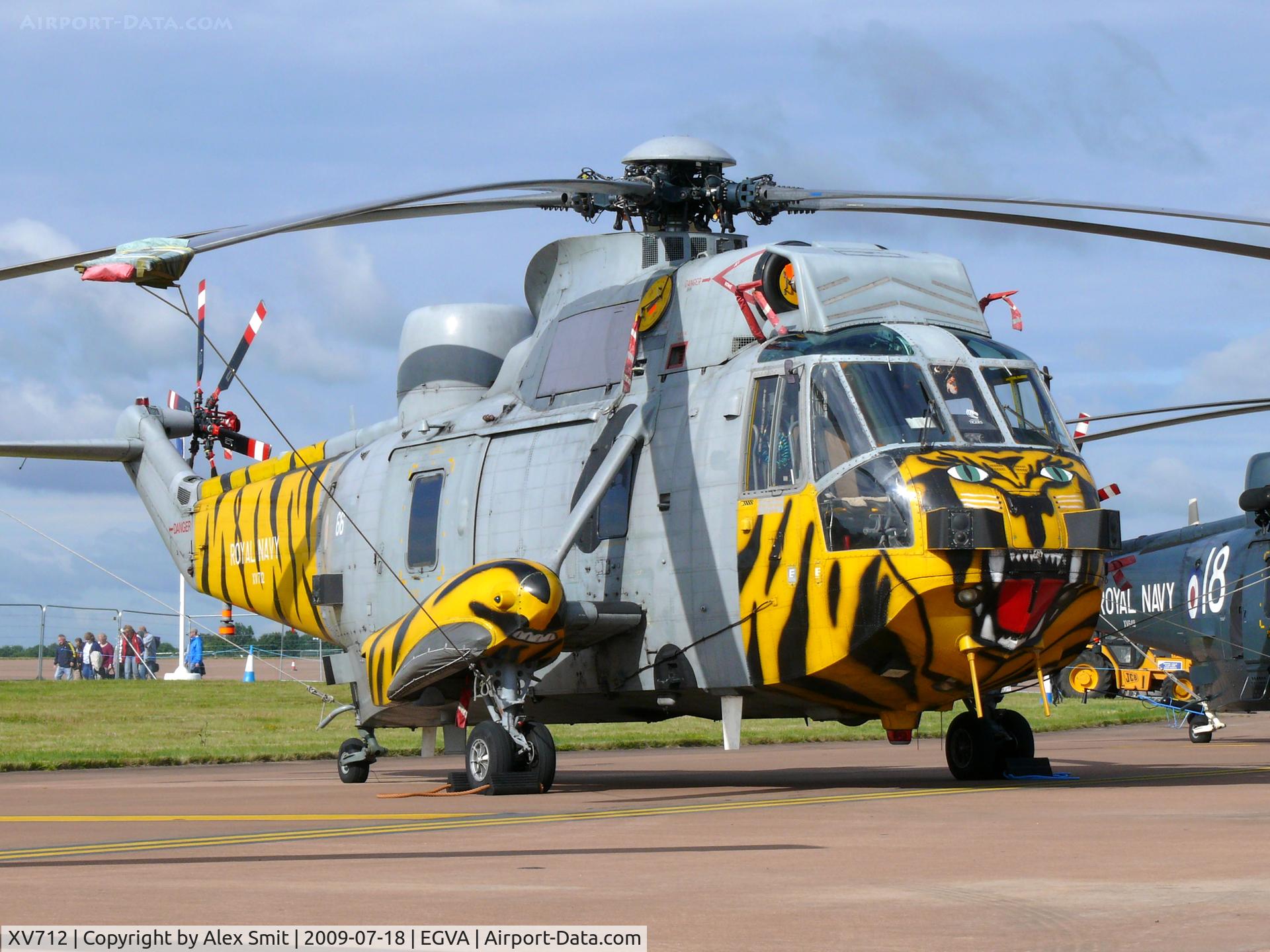 XV712, 1972 Westland Sea King HAS.6 C/N WA683, Westland Sea King HAS6 XV712/66B Royal Navy in Tiger c/s