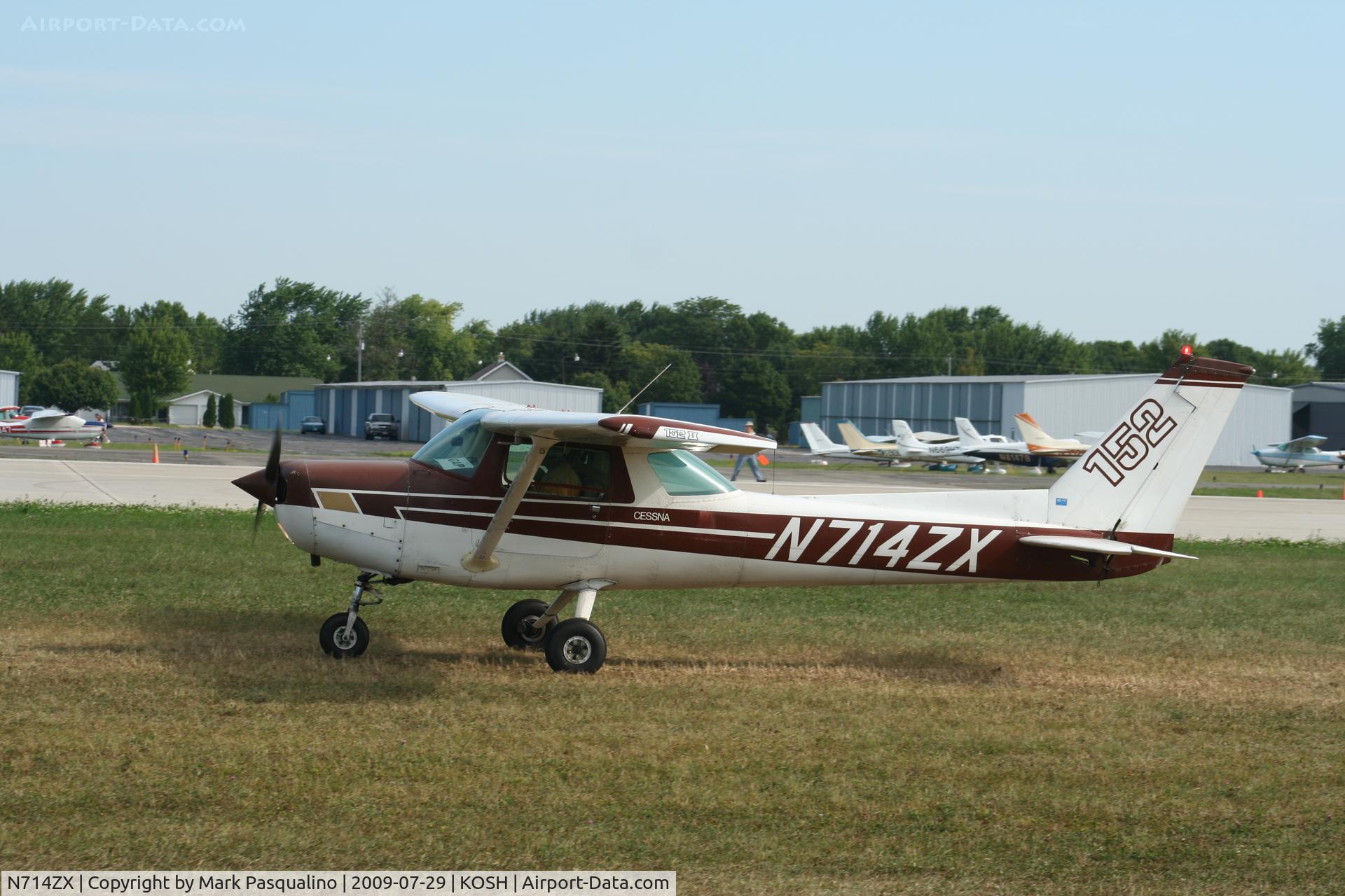 N714ZX, 1977 Cessna 152 C/N 15279572, Cessna 152