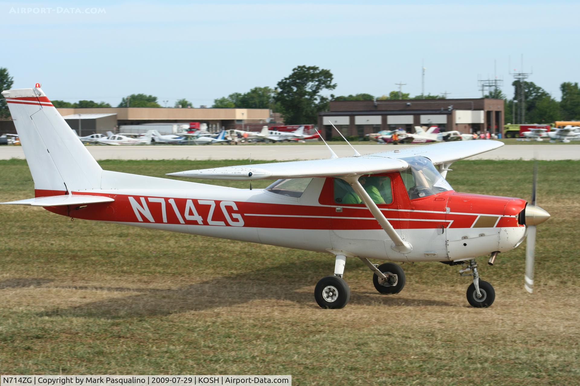 N714ZG, 1977 Cessna 152 C/N 15279557, Cessna 152