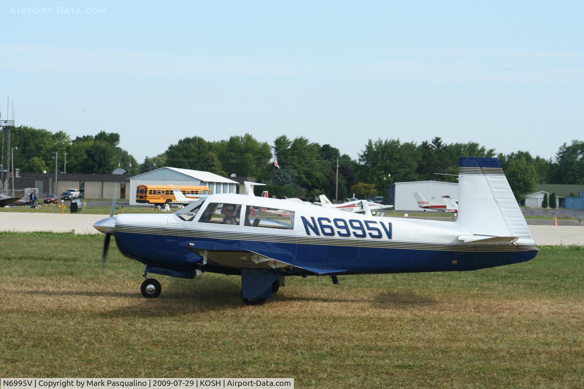 N6995V, 1976 Mooney M20F Executive C/N 22-1357, Mooney M20F