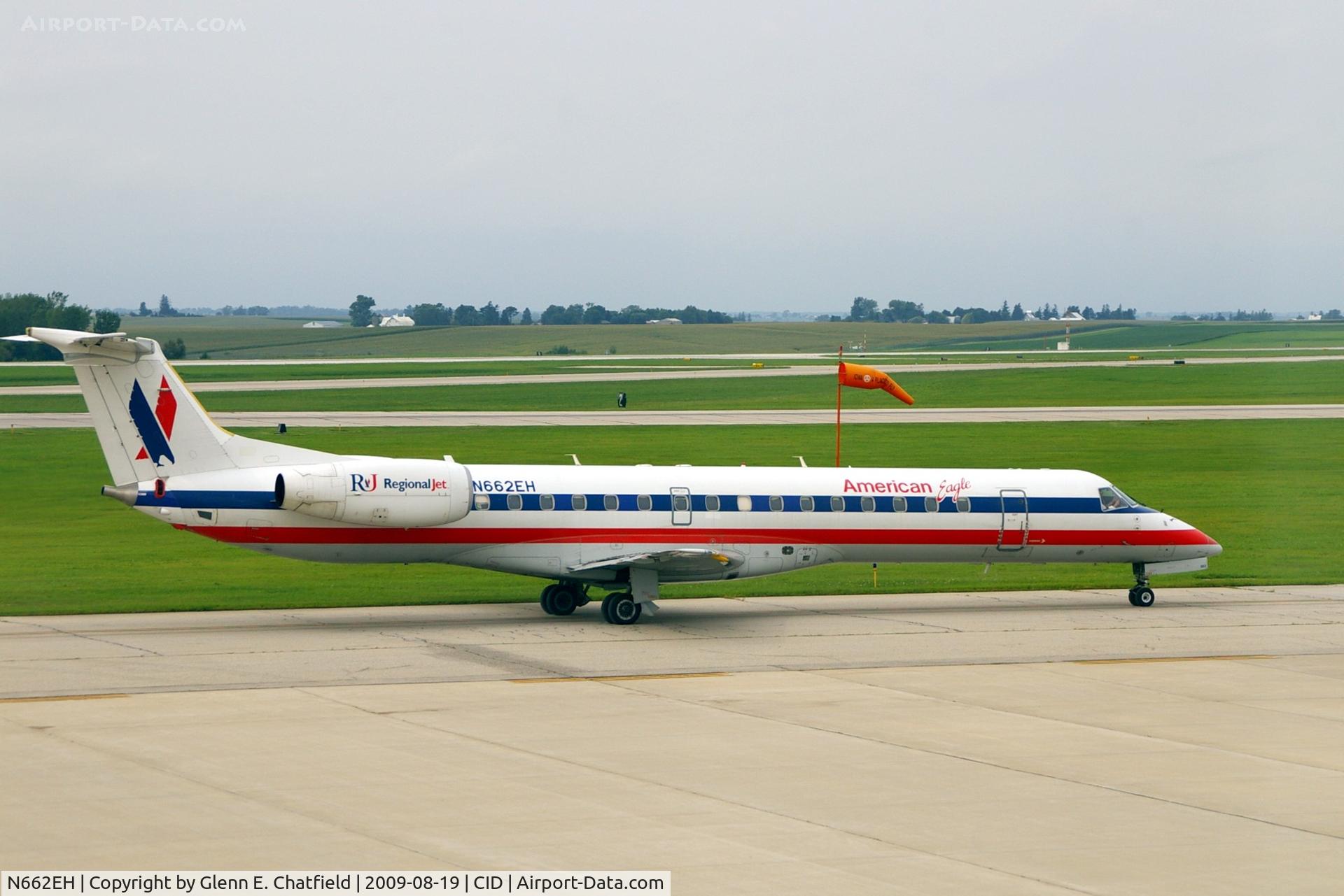 N662EH, 2004 Embraer ERJ-145LR (EMB-145LR) C/N 145777, Taxiing to Runway 13 for departure.