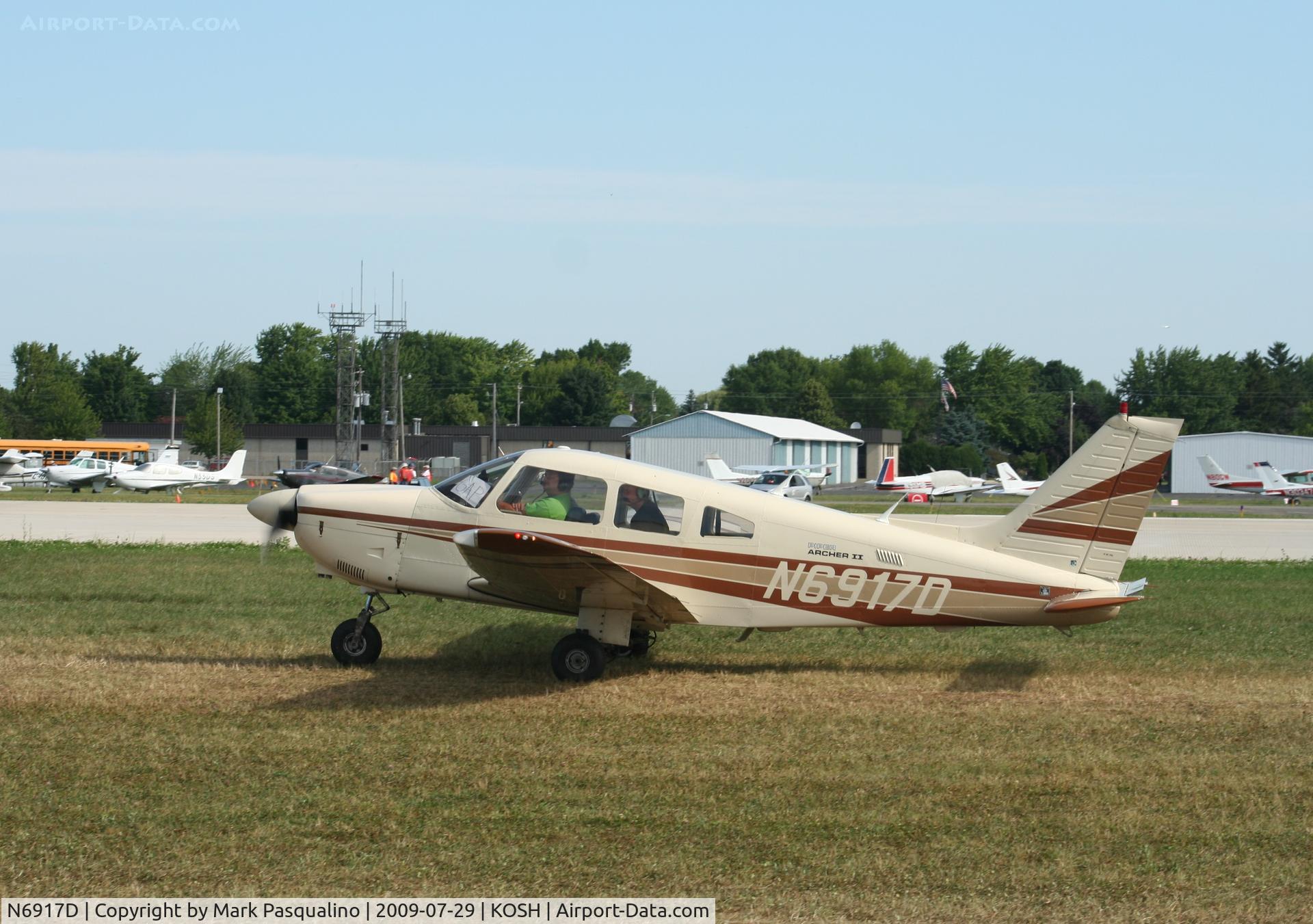 N6917D, 1985 Piper PA-28-181 C/N 28-8590061, Piper PA-28-181