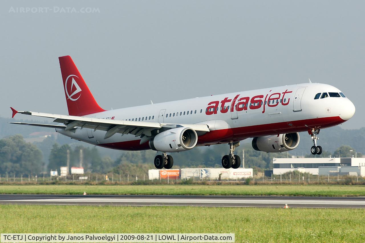TC-ETJ, 1999 Airbus A321-231 C/N 974, Atlasjet Airlines Airbus A321-231 approach on RWY 09