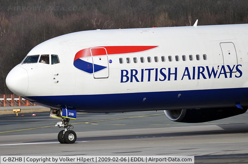 G-BZHB, 1998 Boeing 767-336 C/N 29231, at dus