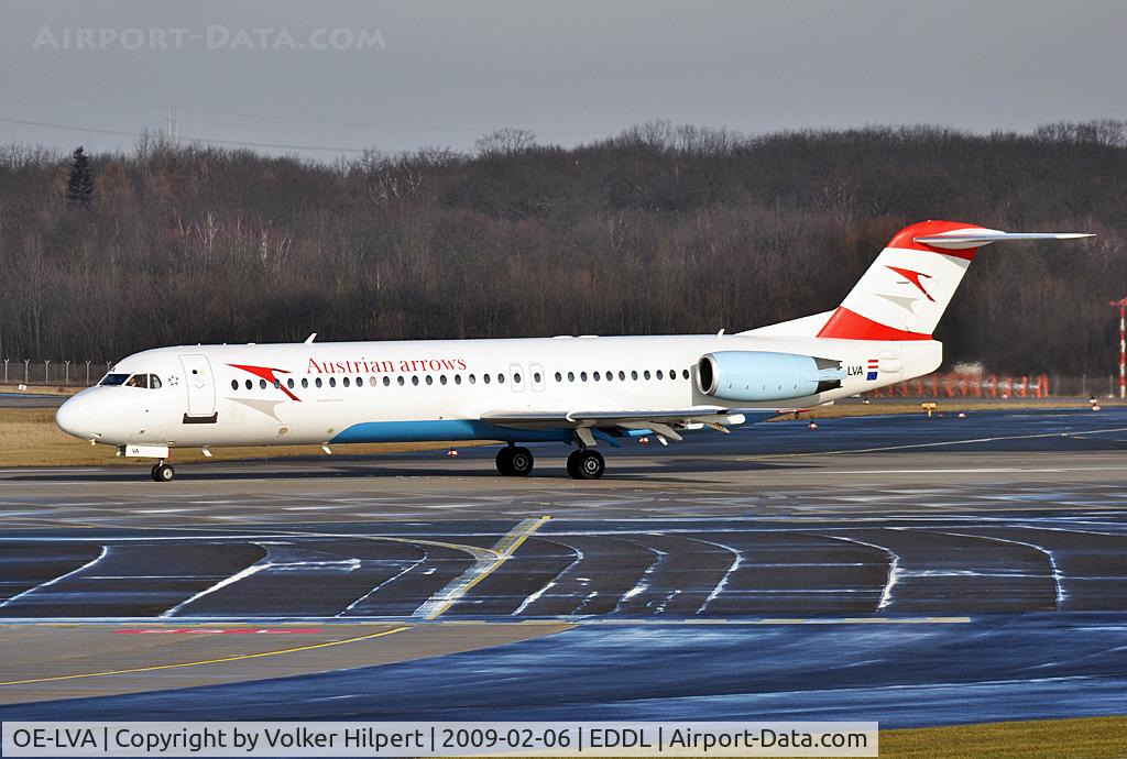 OE-LVA, 1994 Fokker 100 (F-28-0100) C/N 11490, at dus