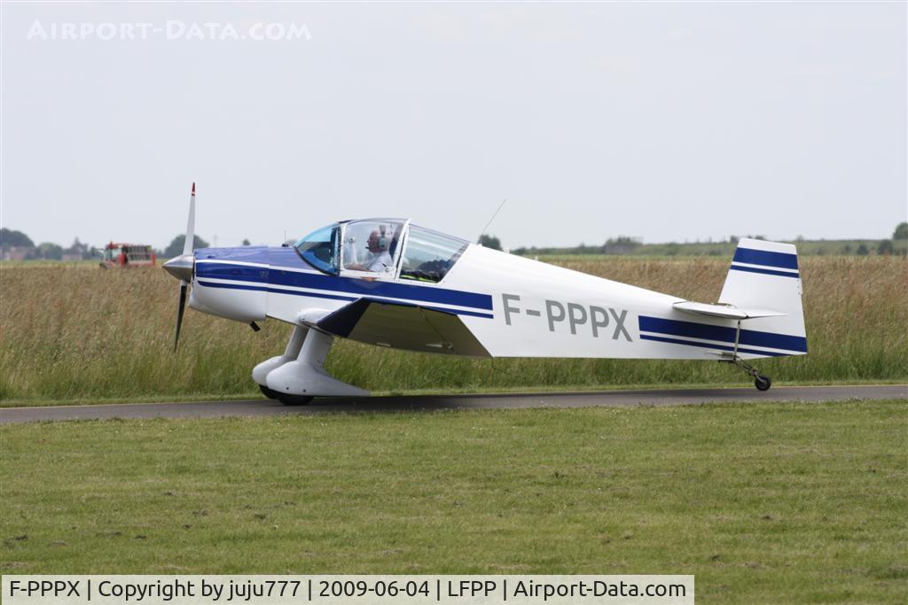 F-PPPX, Jodel D-119 C/N 1039, on display at Plessis-Belleville