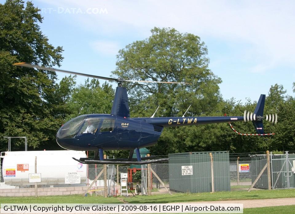 G-LTWA, 2000 Robinson R44 Clipper C/N 0816, Help for Heroes Day