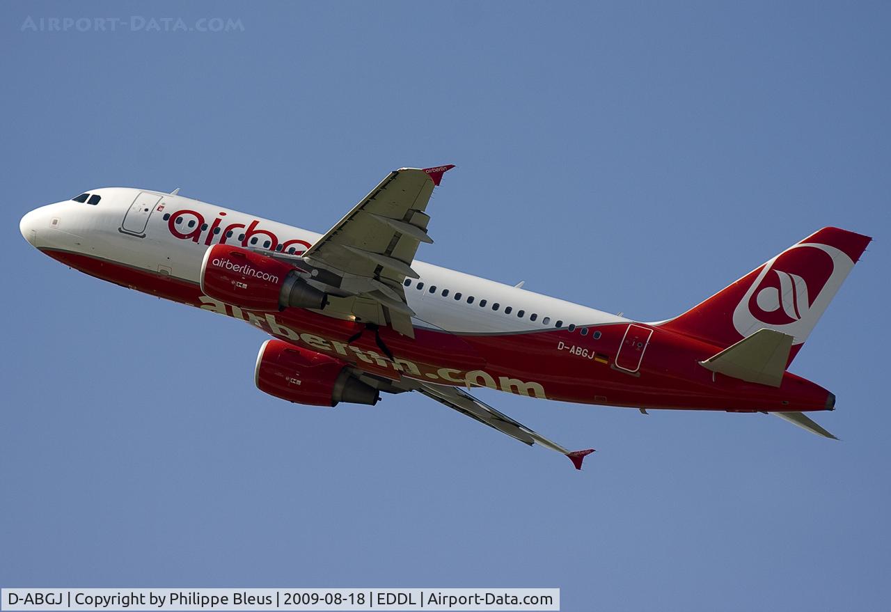 D-ABGJ, 2008 Airbus A319-112 C/N 3415, Climbing from rwy 23L.