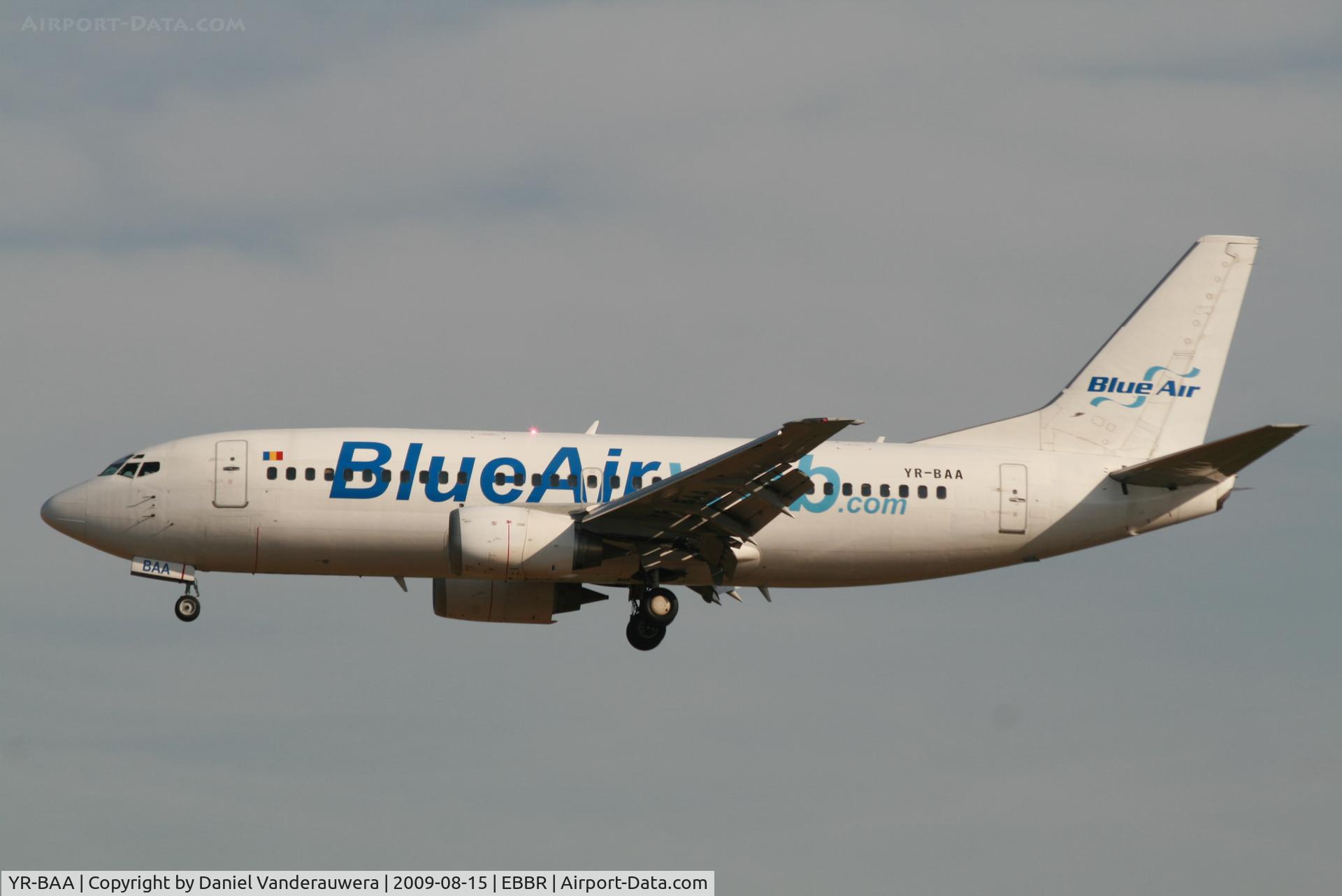 YR-BAA, 1994 Boeing 737-33A C/N 27267, arrival of flight JOR123 to rwy 25L