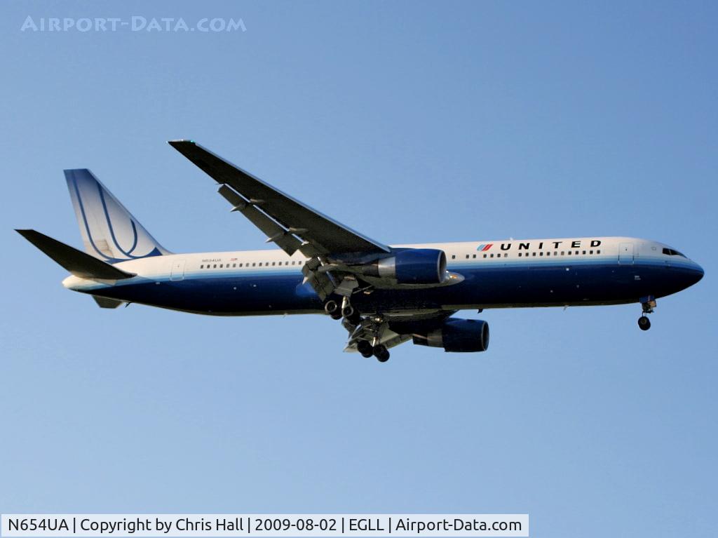 N654UA, 1992 Boeing 767-322ER C/N 25392, United Airlines
