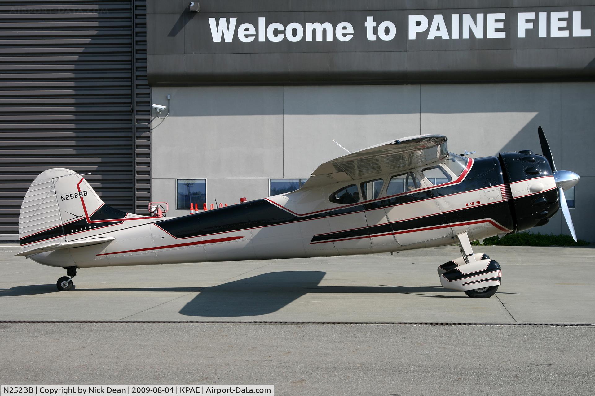 N252BB, 1950 Cessna 195A C/N 7571, KPAE