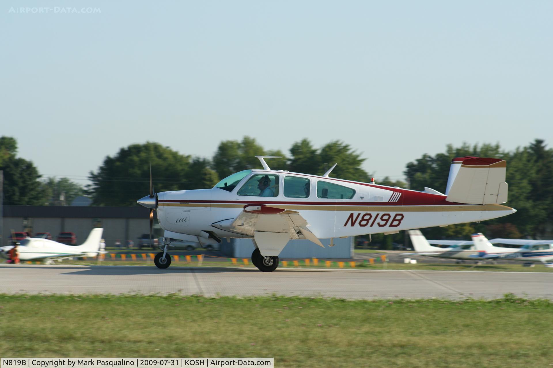 N819B, 1978 Beech V35B Bonanza C/N D-10186, Beech V35B