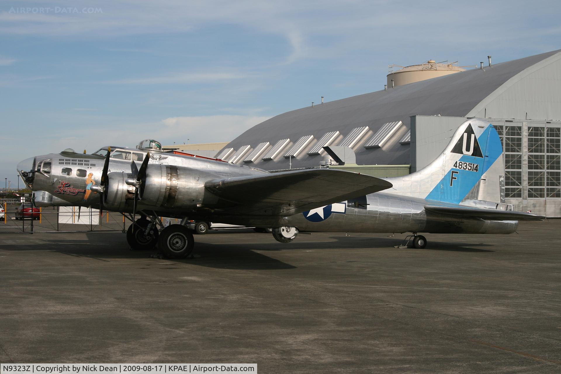 N9323Z, 1944 Boeing B-17G-85-DL Flying Fortress C/N 32155, KPAE