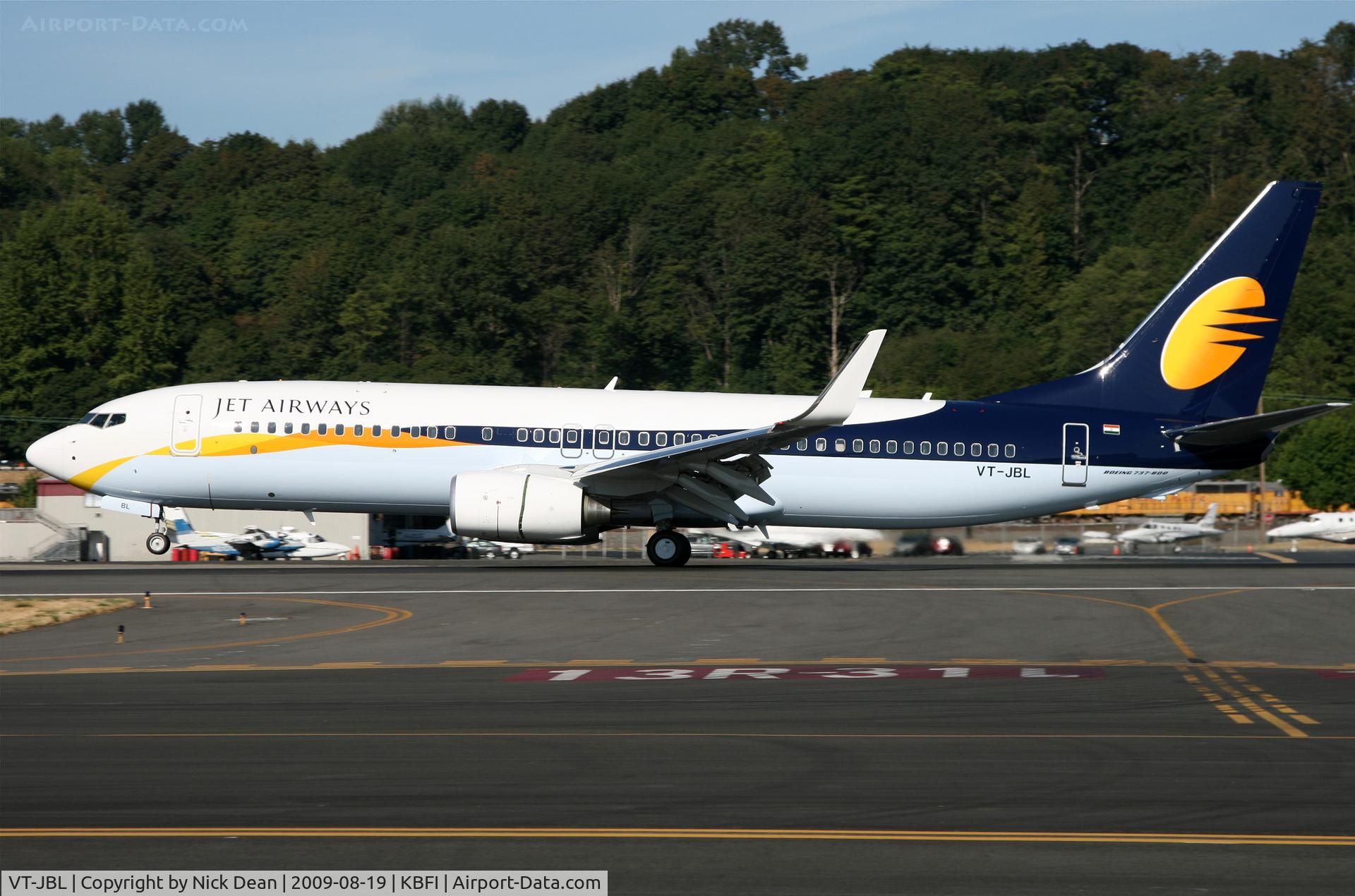 VT-JBL, 2009 Boeing 737-85R C/N 35651, KBFI 3000th NG 737