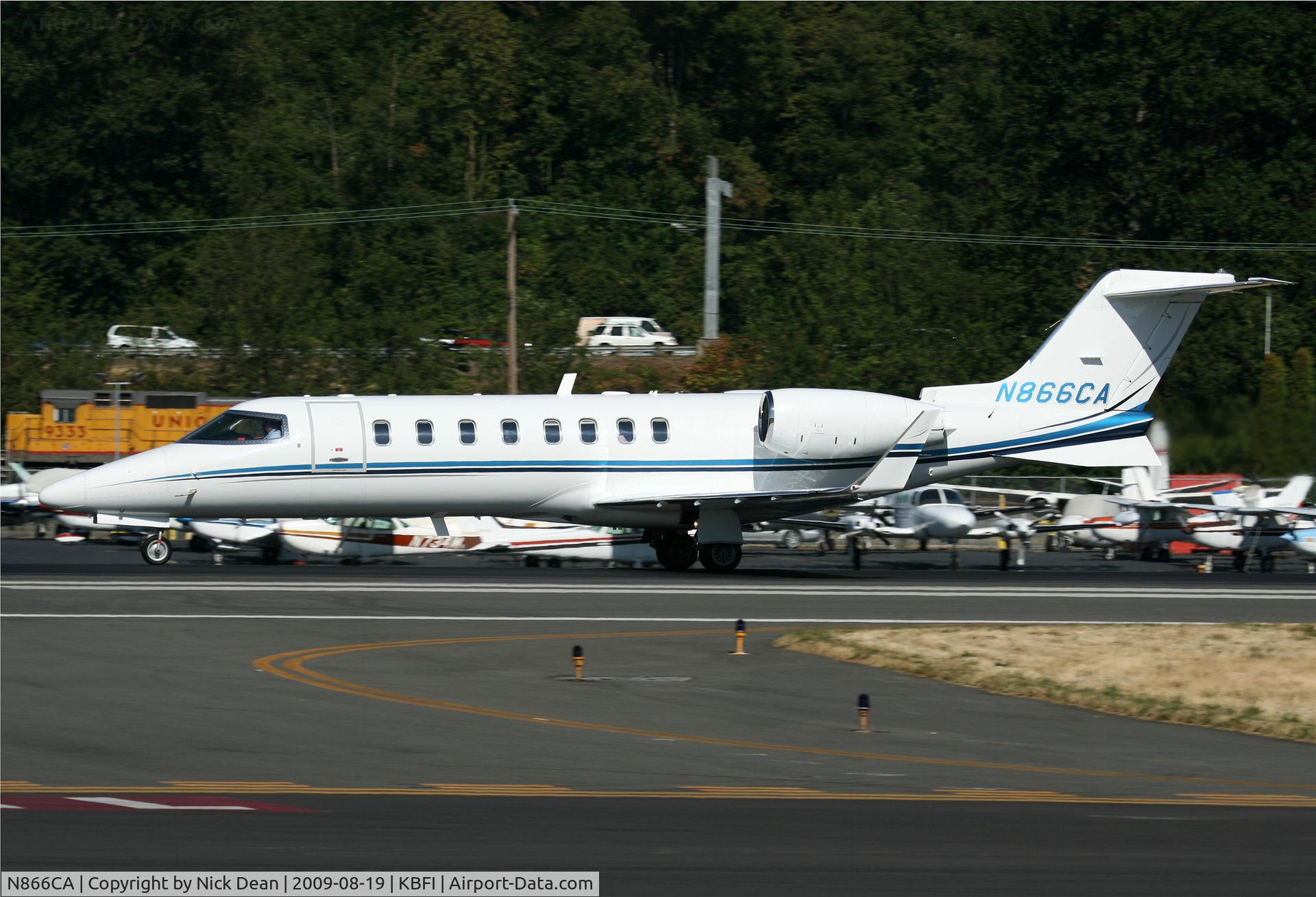 N866CA, 2001 Learjet Inc 45 C/N 184, KBFI