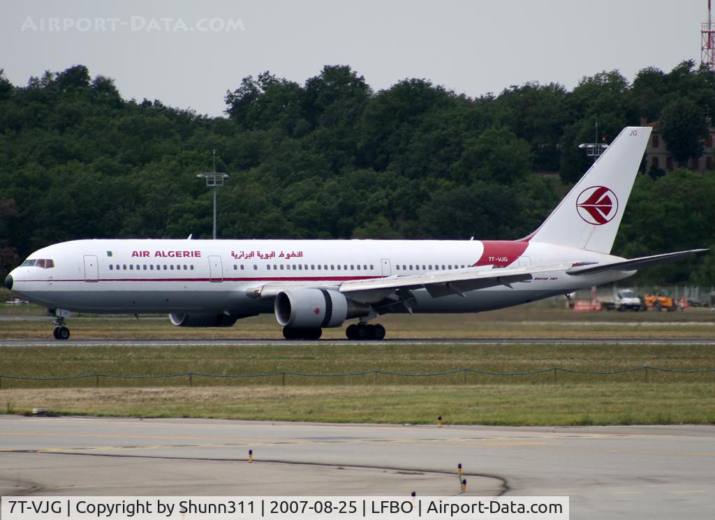 7T-VJG, 1990 Boeing 767-3D6/ER C/N 24766, Landing rwy 14R