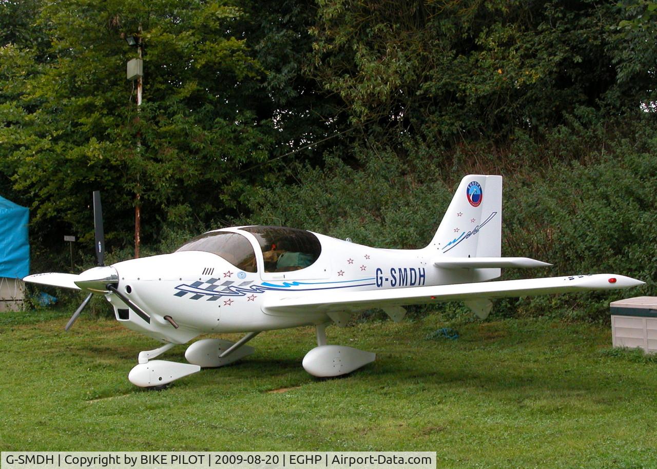G-SMDH, 2006 Europa XS Tri-Gear C/N PFA 247-13367, POPHAM RESIDENT