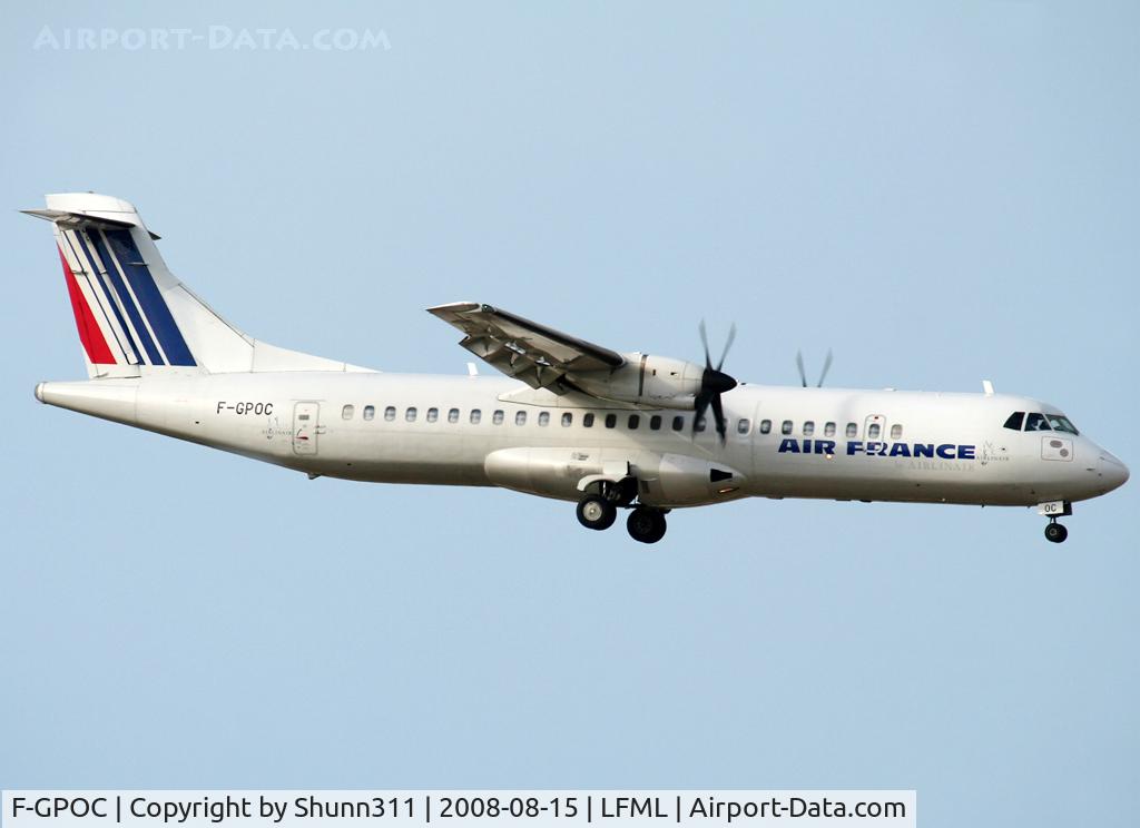 F-GPOC, 1992 ATR 72-202 C/N 311, Landing rwy 32R