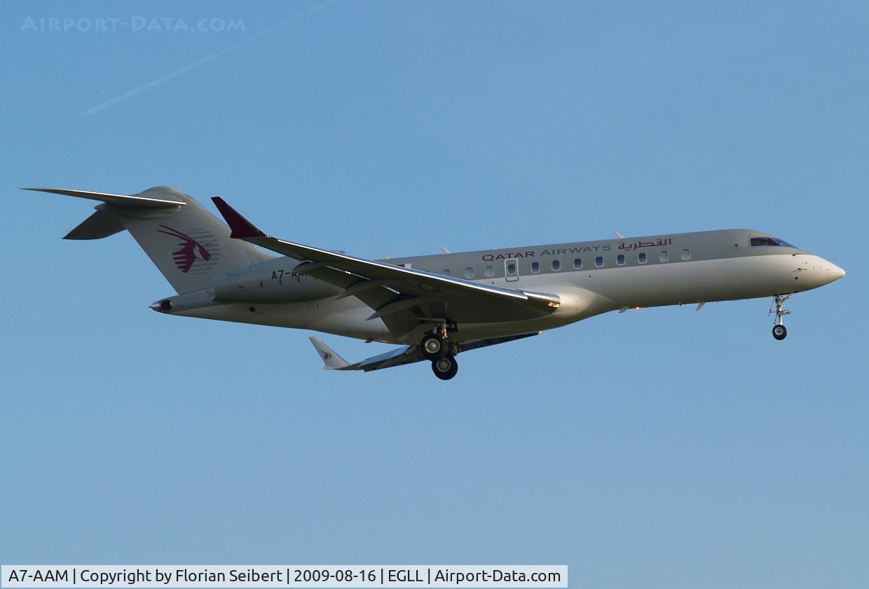 A7-AAM, 2003 Bombardier BD-700-1A10 Global Express C/N 9126, Short final rwy 27R