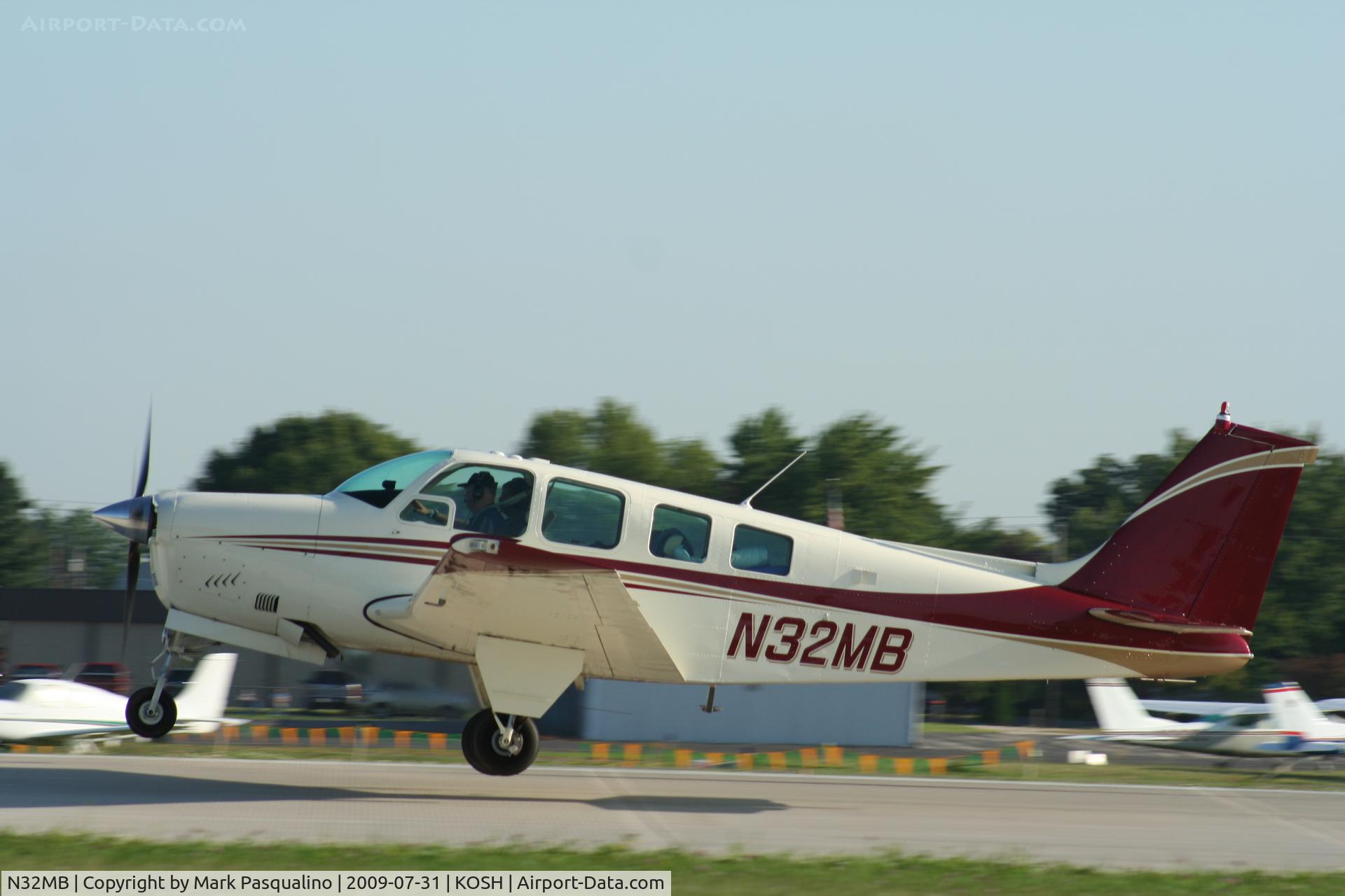N32MB, 1969 Beech 36 Bonanza C/N E-160, Beech 36
