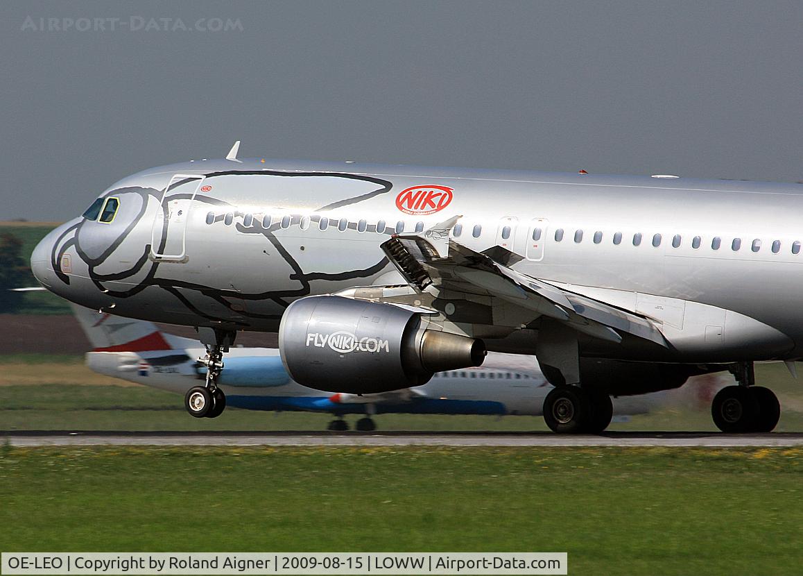 OE-LEO, 2006 Airbus A320-214 C/N 2668, Beautiful touch down @ VIE