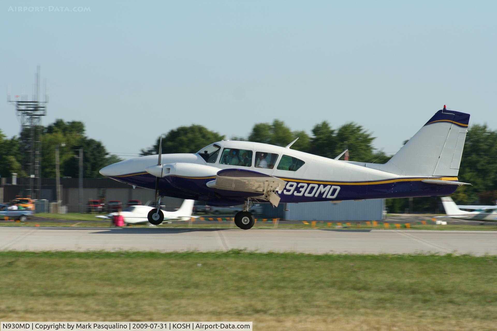 N930MD, 1967 Piper PA-23-250 Aztec C/N 27-3787, Piper PA-23-250