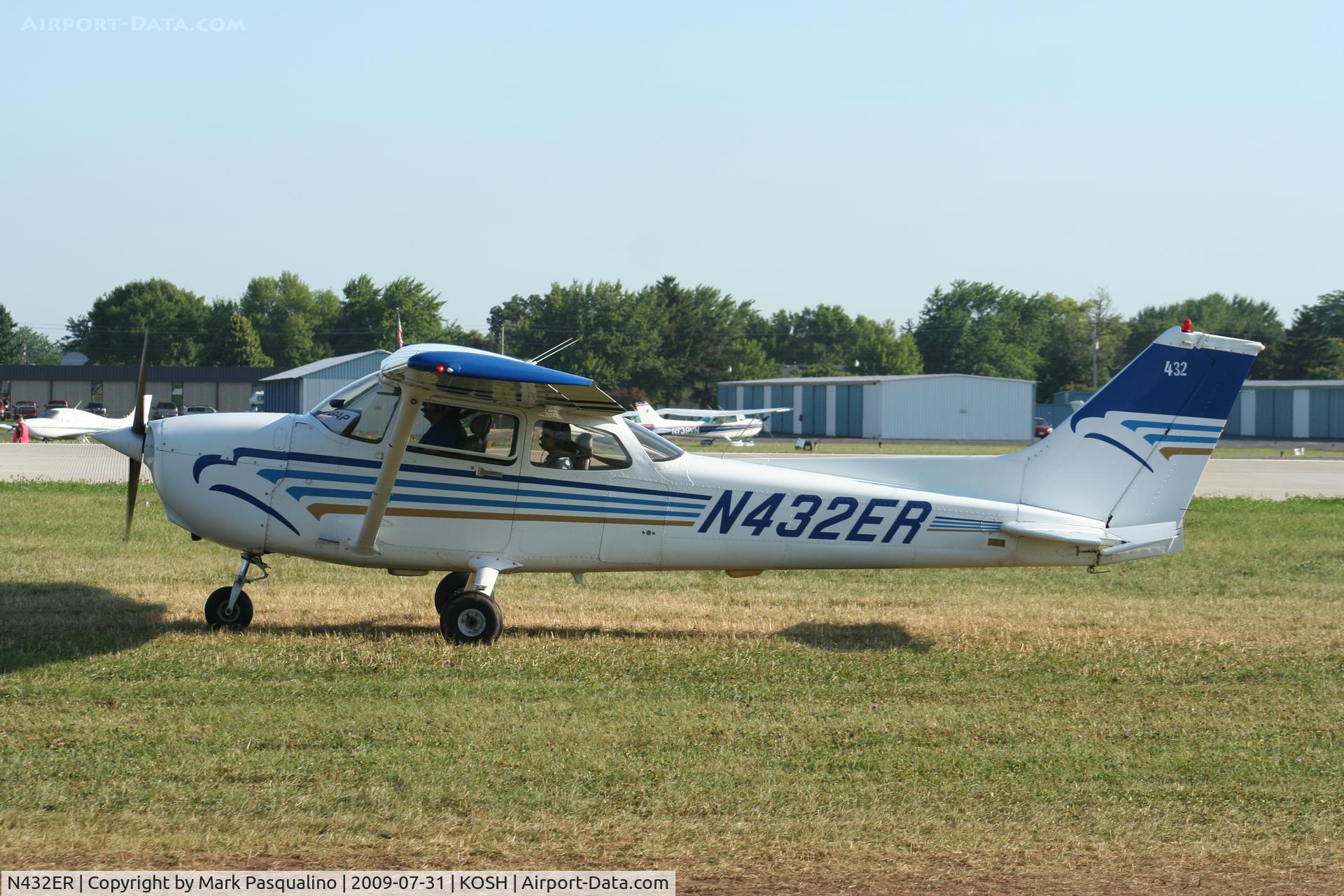 N432ER, 1998 Cessna 172R C/N 17280652, Cessna 172R