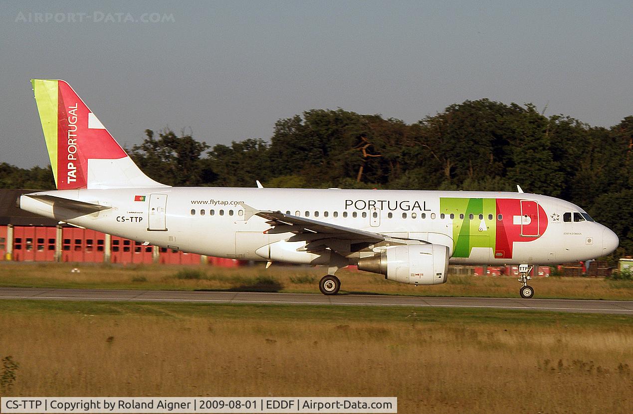 CS-TTP, 2000 Airbus A319-111 C/N 1165, TAP A319 in the evening