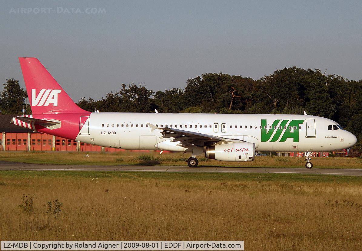 LZ-MDB, 2007 Airbus A320-214 C/N 3125, First time I seen this Aircraft in VIA coulors