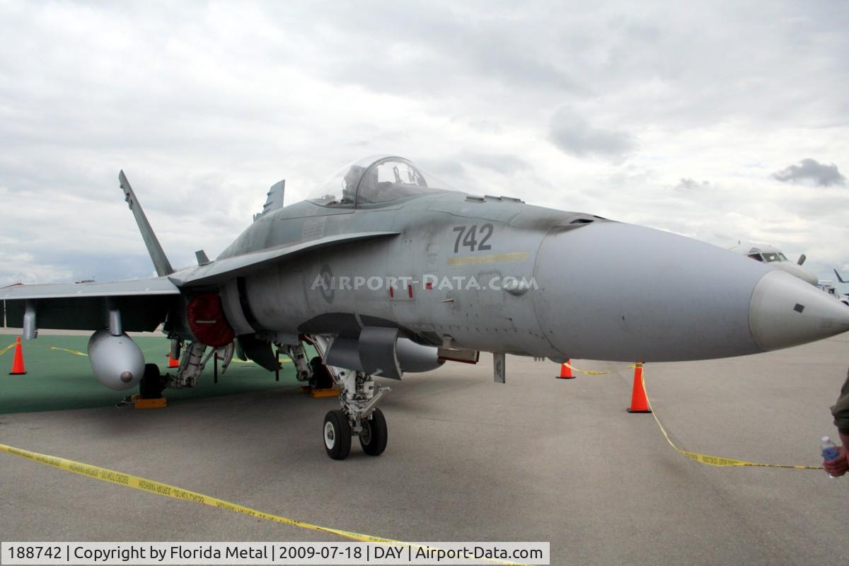 188742, McDonnell Douglas CF-188A Hornet C/N 0301, CF-18