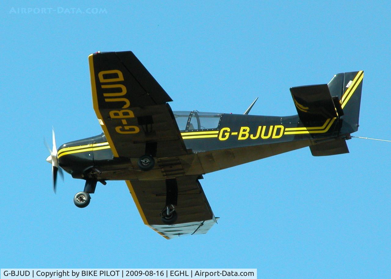 G-BJUD, 1973 Robin DR-400-180R Remorqueur Regent C/N 870, LASHAM GLIDING SOCIETY TUG RETURNING FOR ANOTHER PICK UP DURING COMPETITIONS AT LASHAM