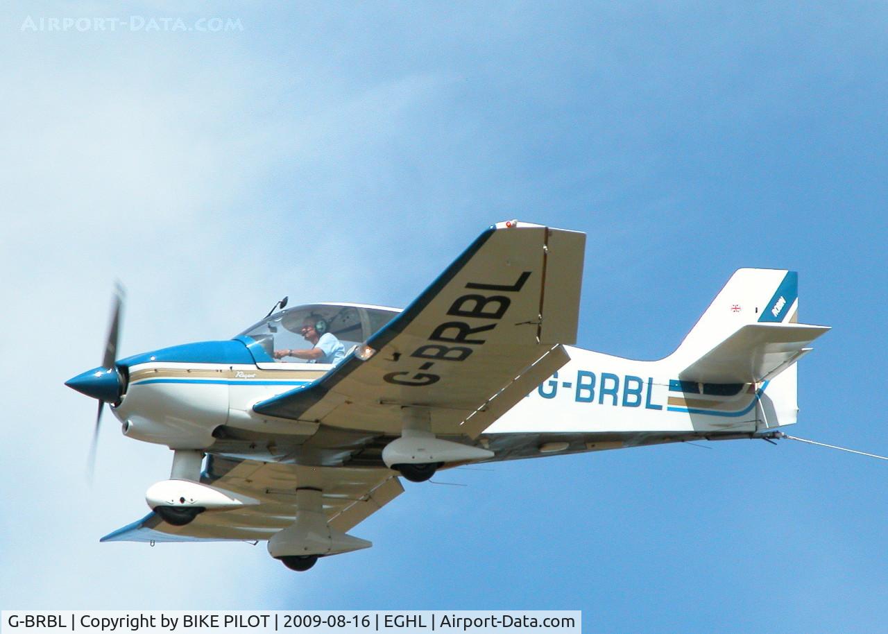 G-BRBL, 1989 Robin DR-400-180 Regent Regent C/N 1920, GLIDER TUG RETURNING FOR ANOTHER PICK UP DURING COMPETITIONS AT LASHAM