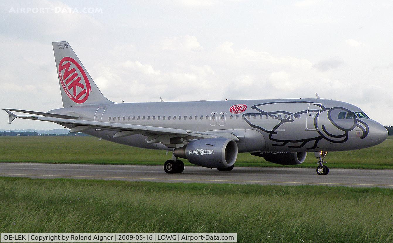 OE-LEK, 2007 Airbus A319-112 C/N 3019, The new Niki A319 just still start before a strong thunderstorm to Majorca