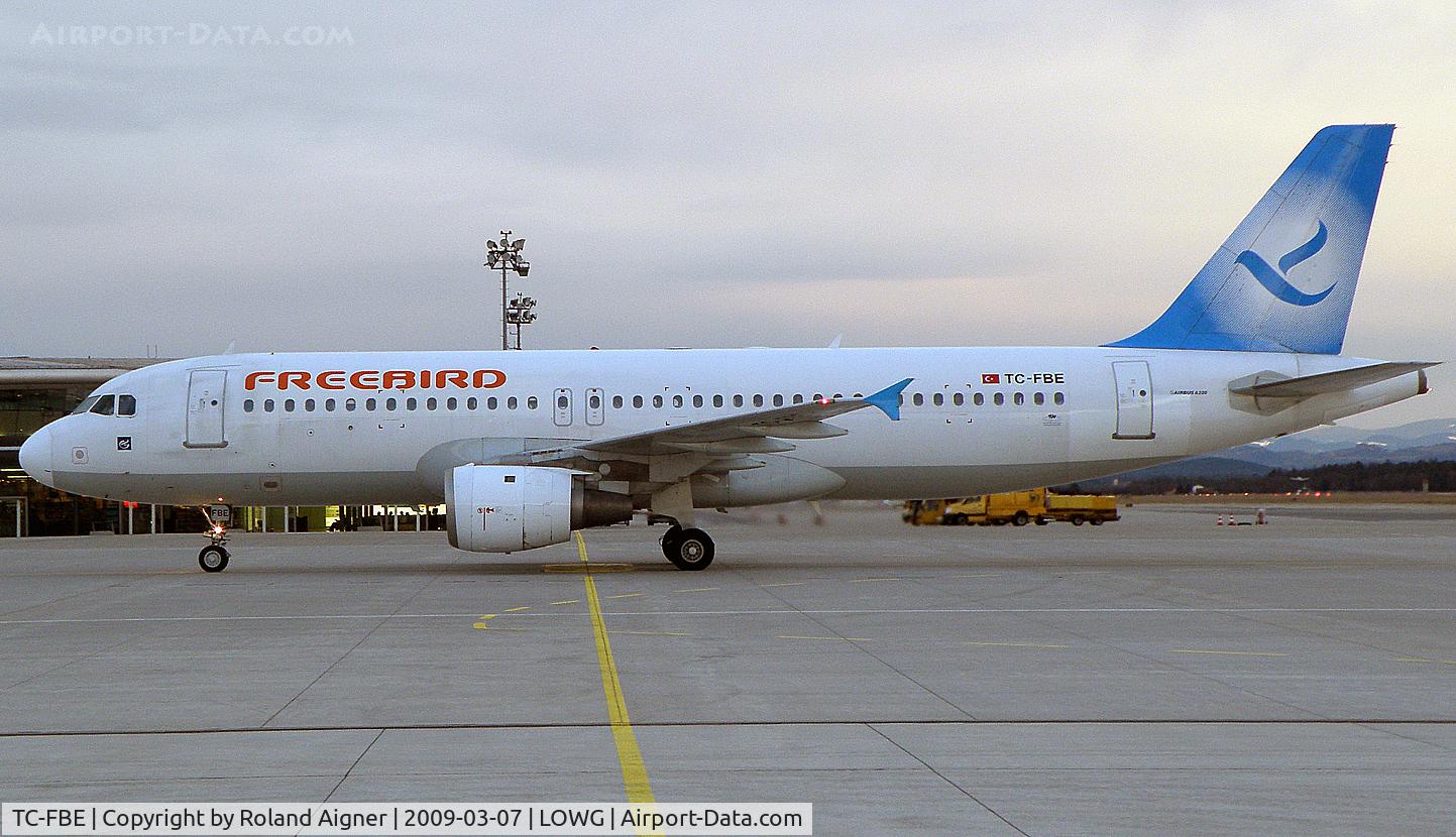 TC-FBE, 1990 Airbus A320-212 C/N 132, Antalya is very popular destination, Sun Express and Freebird approach them whole jahr.
