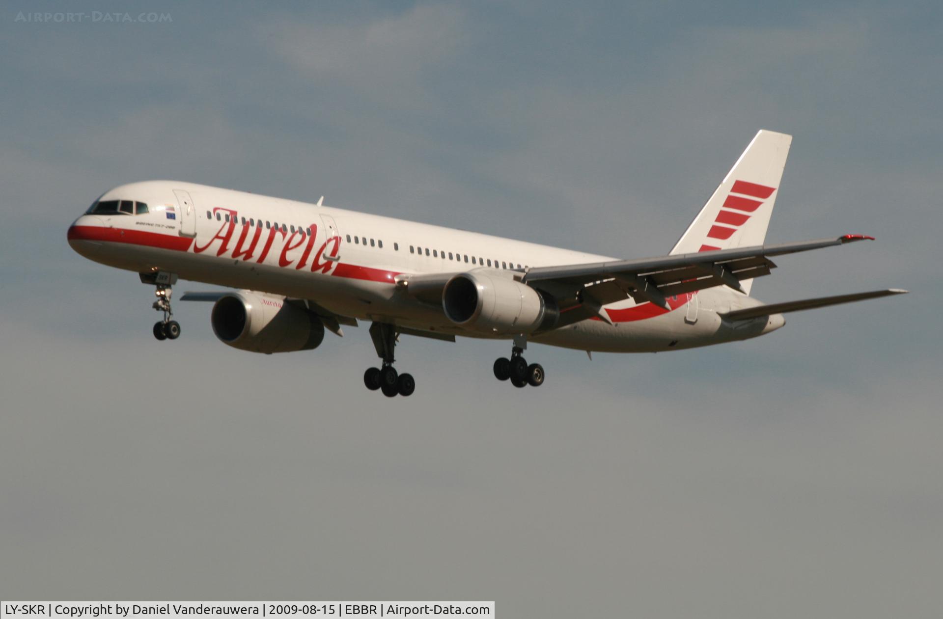 LY-SKR, 1999 Boeing 757-23N C/N 30233, Arriving to rwy 25L