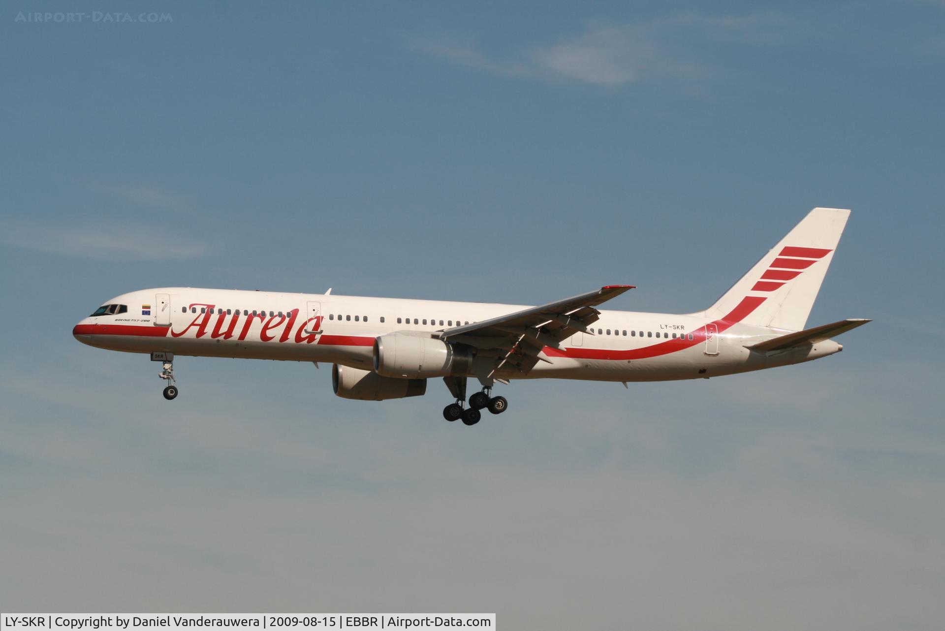 LY-SKR, 1999 Boeing 757-23N C/N 30233, descending to rwy 25L