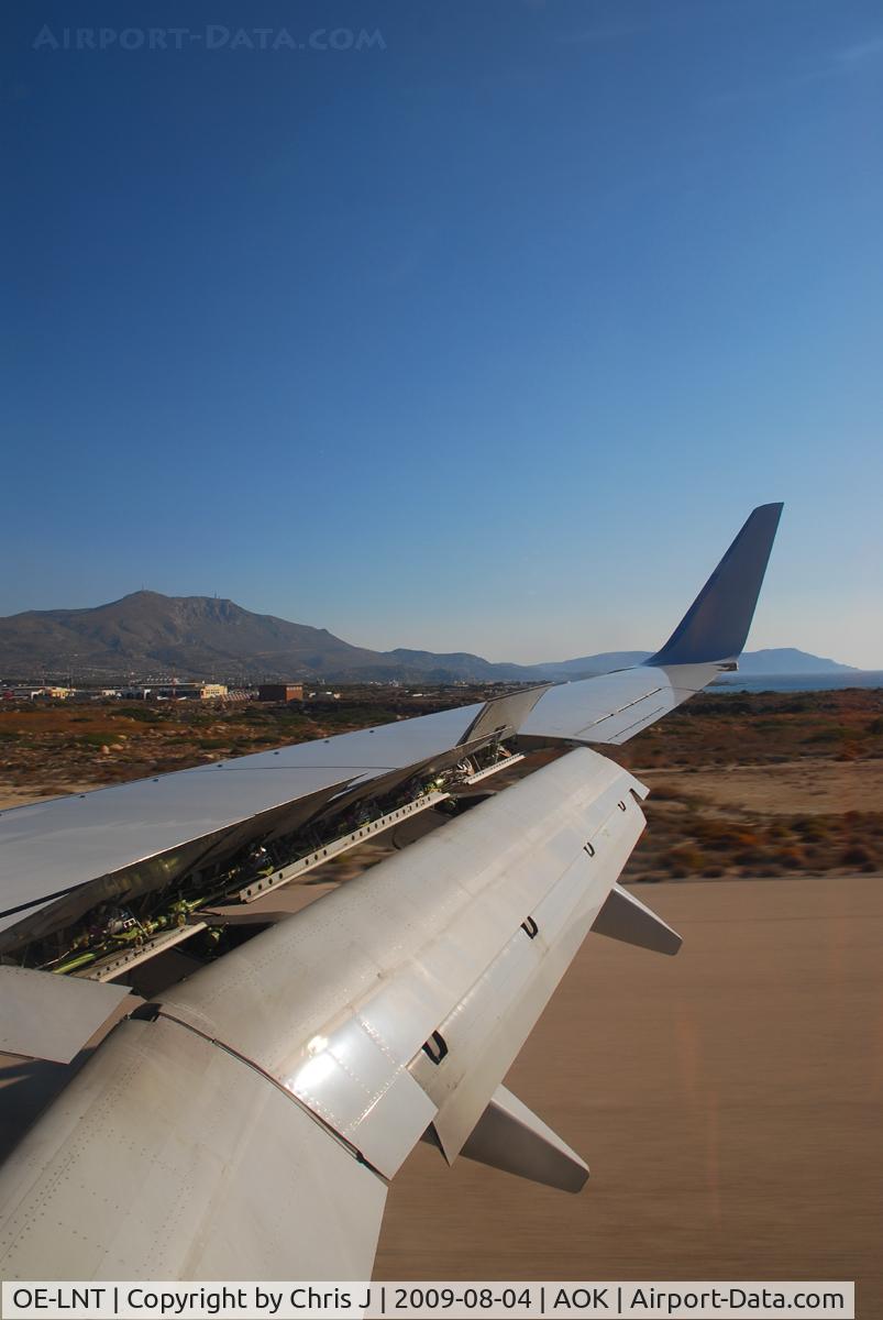 OE-LNT, 2006 Boeing 737-8Z9 C/N 33834, Spoiler
