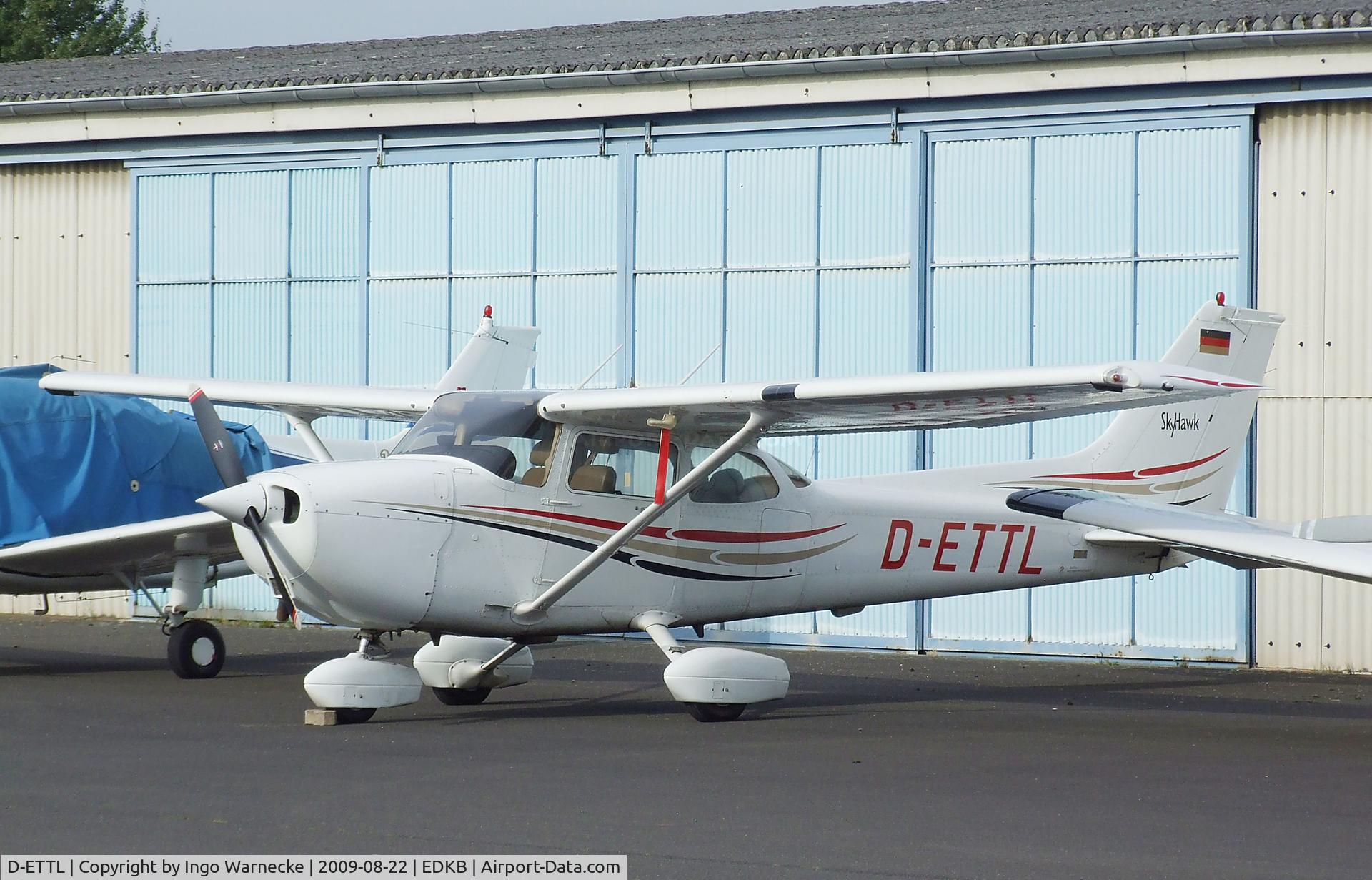 D-ETTL, 2004 Cessna 172R Skyhawk C/N 17281217, Cessna 172R Skyhawk  at the Bonn-Hangelar centennial jubilee airshow