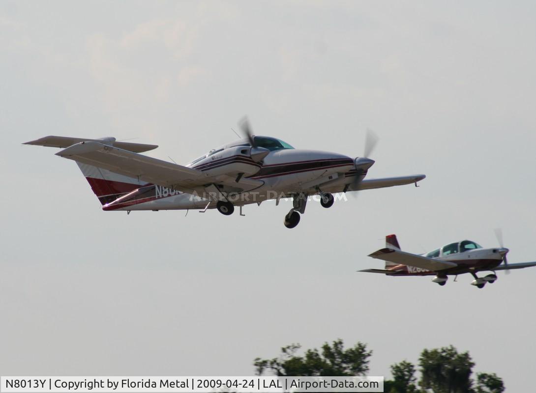 N8013Y, 1982 Beech 76 Duchess C/N ME-413, Beech 76