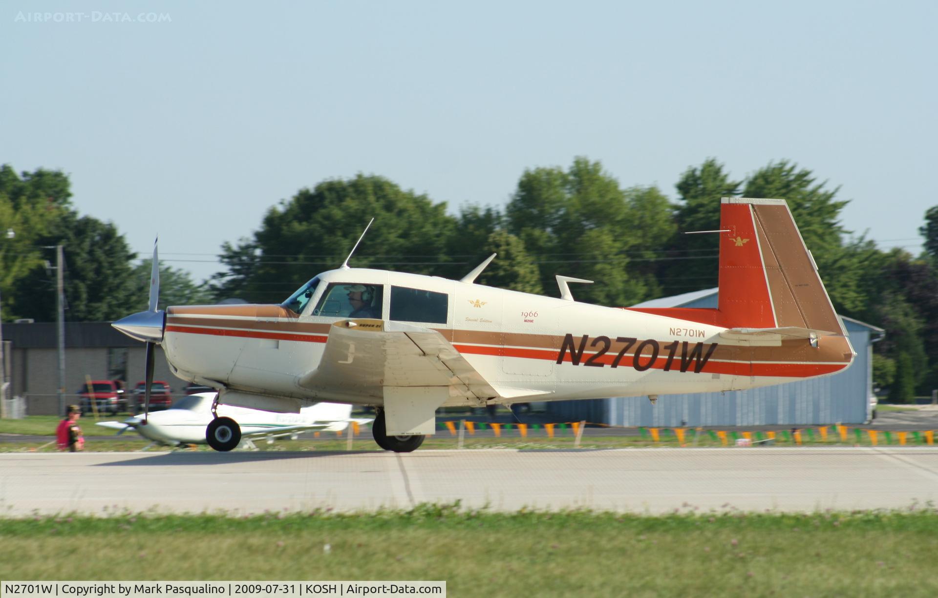 N2701W, 1966 Mooney M20E C/N 1016, Mooney M20E