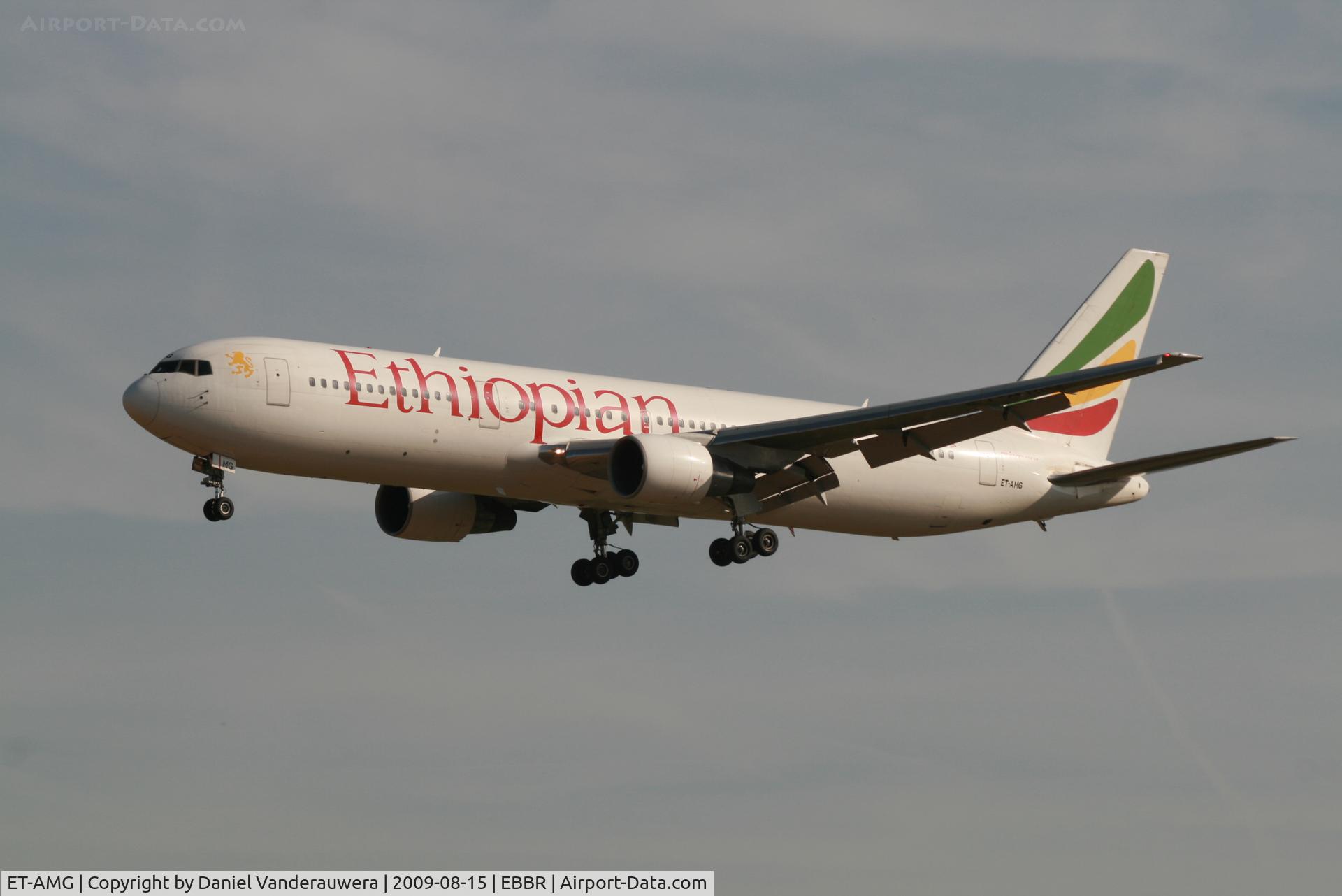 ET-AMG, 2000 Boeing 767-3BG/ER C/N 30566, arrival of flight ET704 to rwy 25L