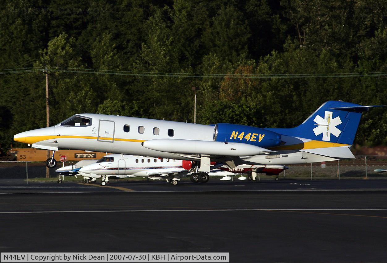 N44EV, 1976 Gates Learjet 36A C/N 022, KBFI