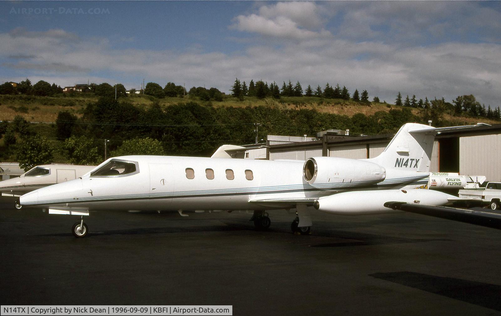 N14TX, 1977 Gates Learjet 36A C/N 36A-033, KBFI