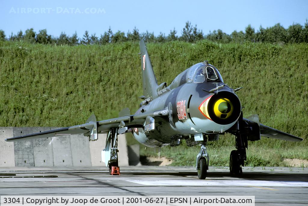 3304, Mikoyan-Gurevich MiG-23ML C/N 23304/16319, Pre-flight engine test on the flightline.