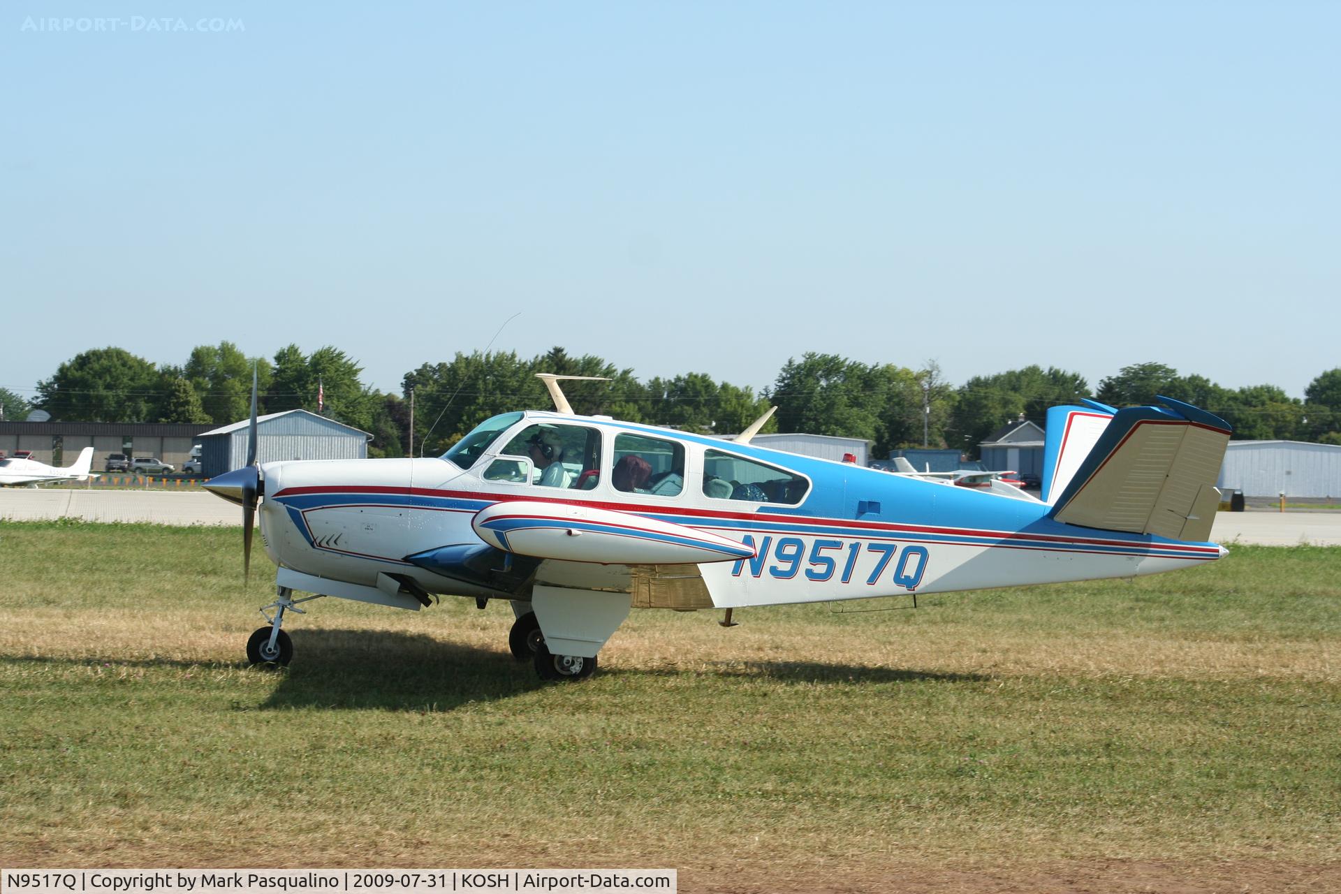 N9517Q, 1966 Beech V35 Bonanza C/N D-8074, Beech V35