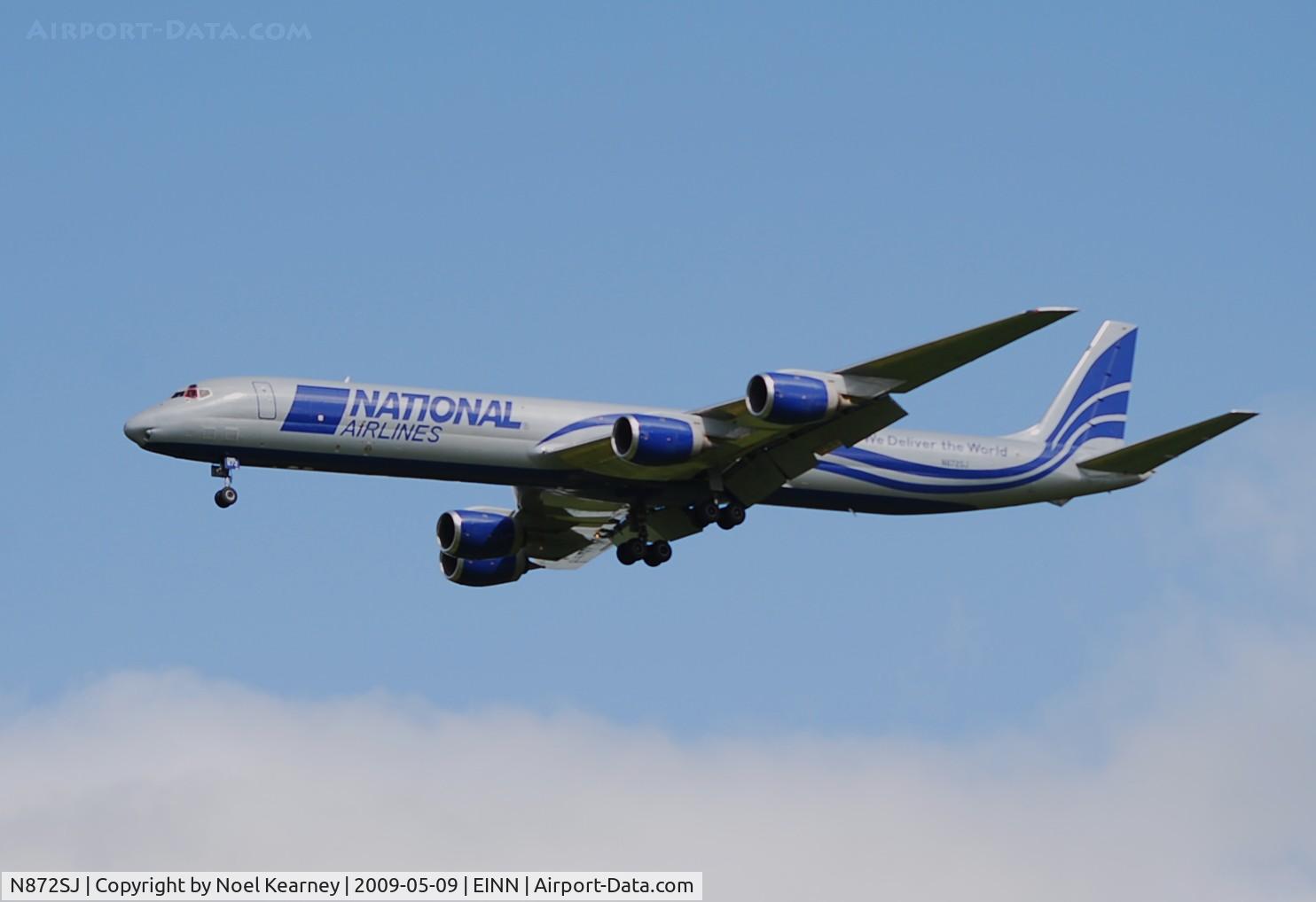 N872SJ, 1969 Douglas DC-8-71F C/N 46040, Landing Rwy 24
