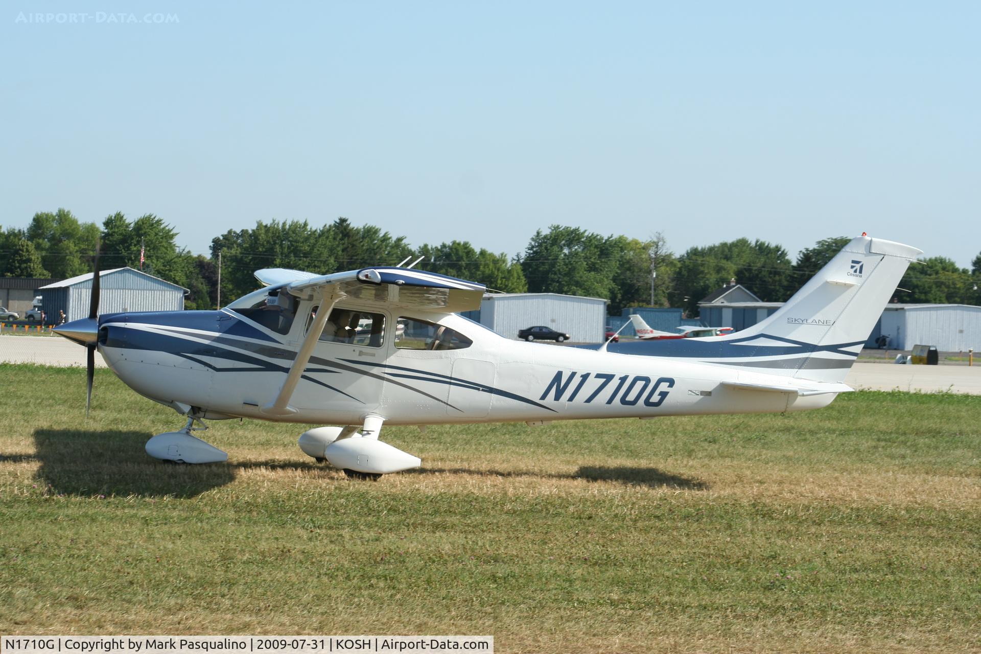 N1710G, 2007 Cessna 182T Skylane C/N 18282011, Cessna 182T