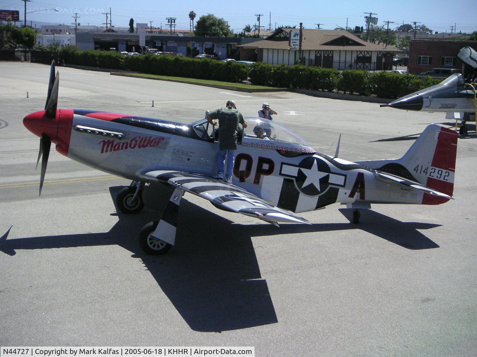 N44727, 1944 North American P-51D Mustang C/N 122-39198, North American P-51D on the ramp at Hawthorne Airport preparing for departure.